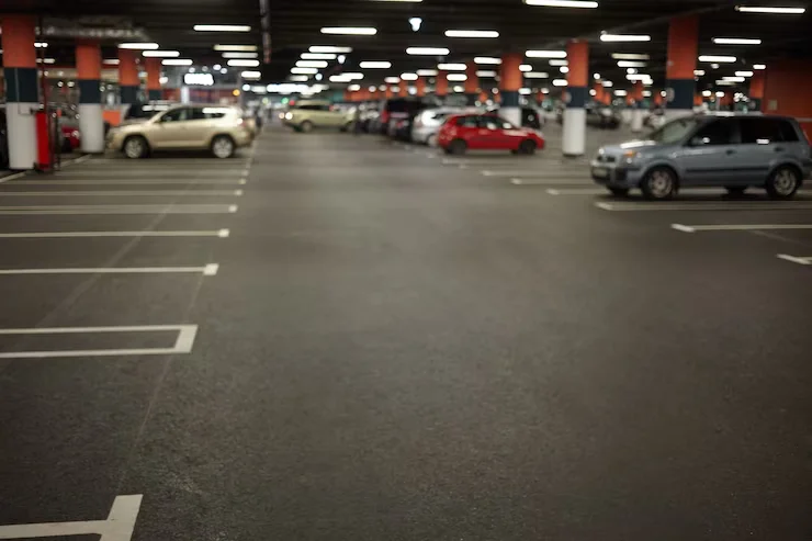 Налоговая ставка изменится для владельцев мест в петербургских паркингах