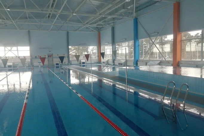В Приозерском районе ввели в эксплуатацию новый спорткомплекс с бассейнами