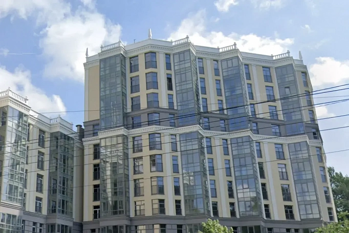 Продажи жилья на первичном рынке Петербурга упали после мартовского роста