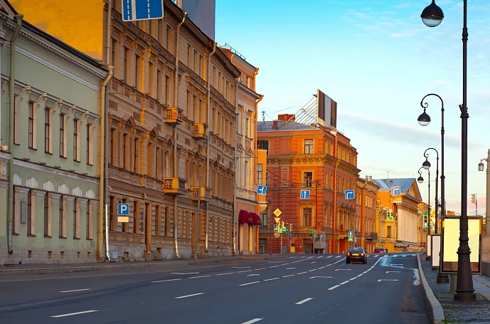 Петербург вошел в пятерку городов с наиболее подешевевшим жильем
