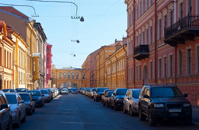 Спрос на квартиры в новостройках сместился из Петербурга в Ленобласть