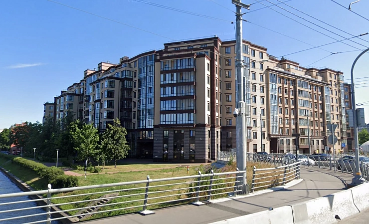 Спрос на элитную недвижимость в Петербурге упал на 40%
